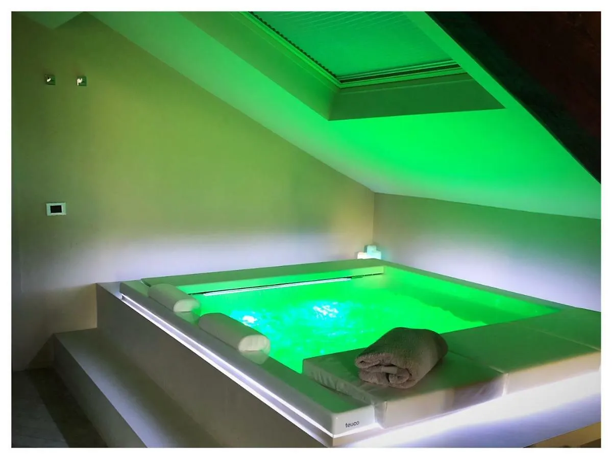 Wellbeing Apartment Milan 0*,  Italy