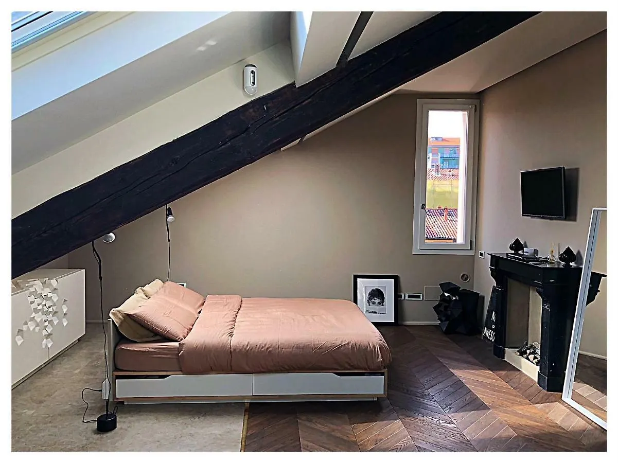 Wellbeing Apartment Milan 0*,  Italy